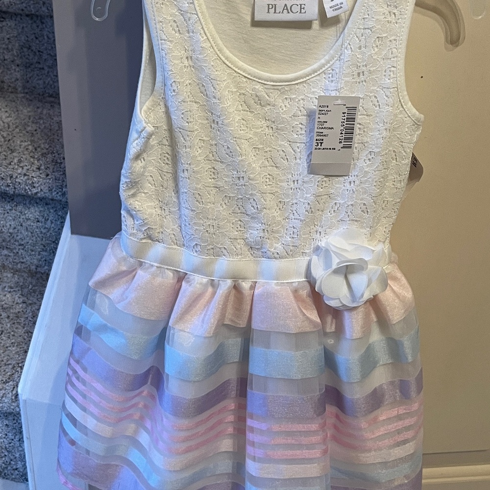 Children’s Place gorgeous little girl pastel dress size 3T